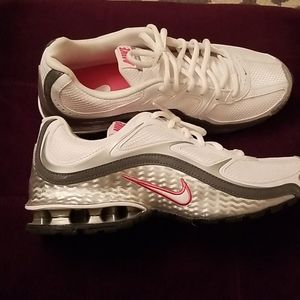 Nike Reax Run 5